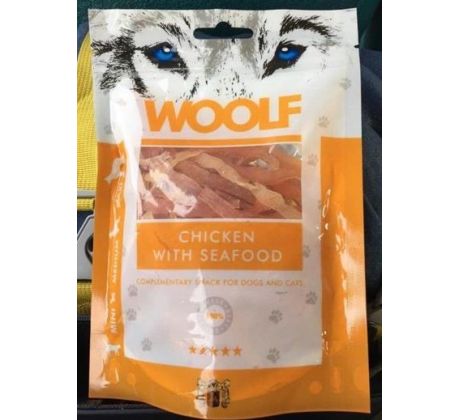 Pamlsok Woolf Dog Chicken and Seafood 100 g